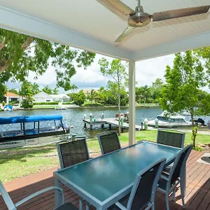 Semesteranläggning (resort) Noosa Entrance Waterfront ****