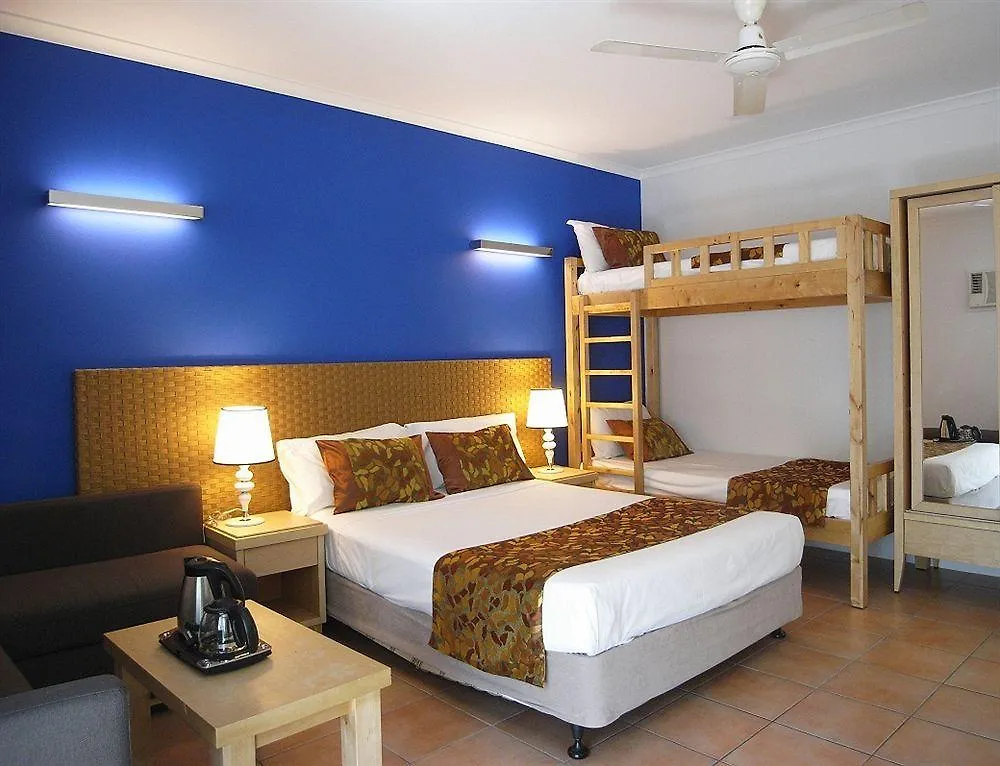 Coral Tree Inn Cairns 3*,