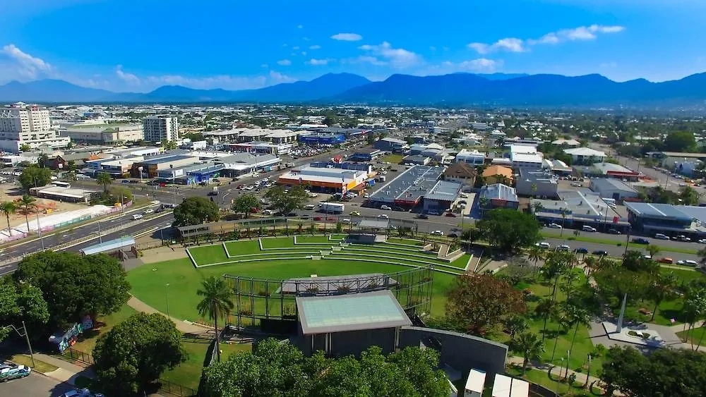 Coral Tree Inn Cairns Hotel