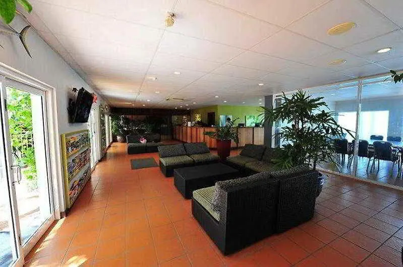 Coral Tree Inn Cairns